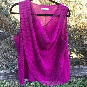 Sleeveless top with tiny flowers